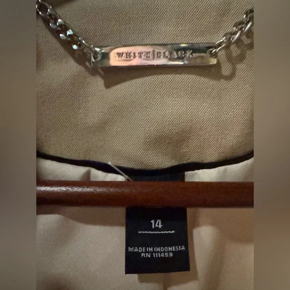 White House Black Market Khaki Blazer Size 14 EUC - Picture 2 of 10